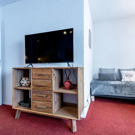 Les Tommeuses - Val Claret-36 By Interhome Apartment *